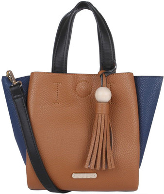 

Elle Tote(Brown, Multicolor)