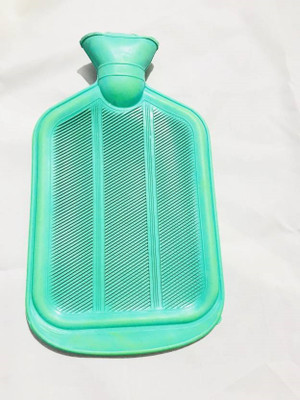 

Tuelip Travel Pain Relief T - 009 Non Electric 1 L Hot Water Bag(Green)