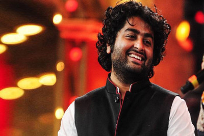 

Arijit Singh Poster (Size 12 Inch x 18 Inch) (Pack of 1) Paper Print(15 inch X 12 inch, Rolled)