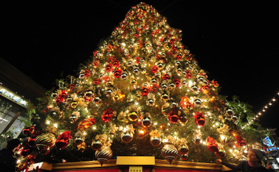 

KumkumArts Christmas Poster 12 x 18 Inch HD Quality Image, Gloss Paper, Unframed, Qty 1 Paper Print(18 inch X 12 inch, Rolled)