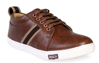 

Red Rose Sneakers For Men(Multicolor, Brown