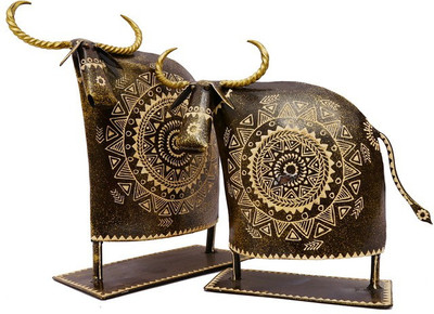 

NG Art Ventura Set of 2 Cows Decorative Showpiece - 21 cm(Cast Iron, Copper, Brown, White)