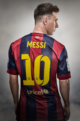 

Messi 10 Unicef Poster (Size 12 Inch x 18 Inch) (Pack of 1) Paper Print(18 inch X 12 inch, Rolled)
