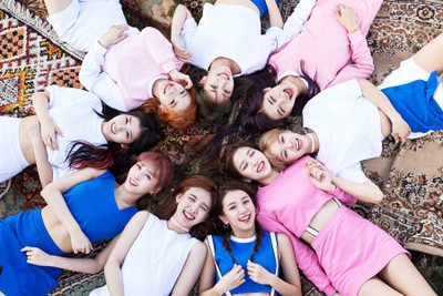 

Twice Continues To Break Records With “Tt” Poster (Size 12 Inch x 18 Inch) (Pack of 1) Paper Print(18 inch X 12 inch, Rolled)