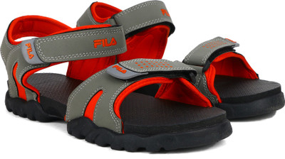 

Fila Men GRY/RD Sandals