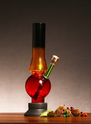 

pegs'N'pipes Bong(Multicolor, 15 mm)