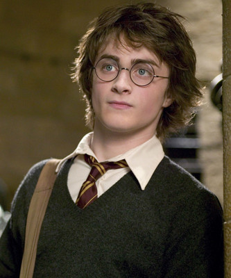 

KumkumArts Harry Potter Poster 12 x 18 Inch, HD Quality Image, Gloss Paper, Unframed, Qty 1 Paper Print(18 inch X 12 inch, Rolled)