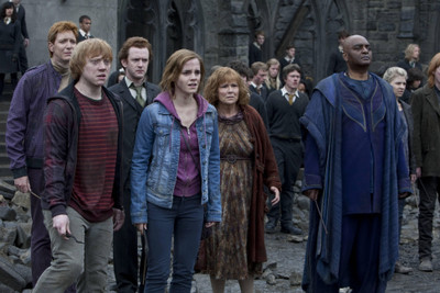 

KumkumArts Harry Potter Poster 12 x 18 Inch, HD Quality Image, Gloss Paper, Unframed, Qty 1 Paper Print(18 inch X 12 inch, Rolled)