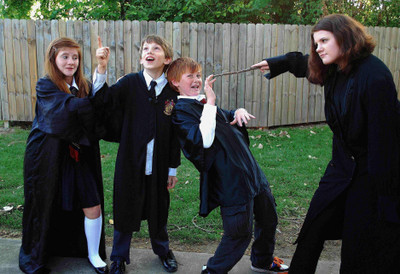 

KumkumArts Harry Potter Poster 12 x 18 Inch, HD Quality Image, Gloss Paper, Unframed, Qty 1 Paper Print(18 inch X 12 inch, Rolled)