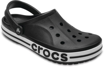 Crocs slippers deals black and white