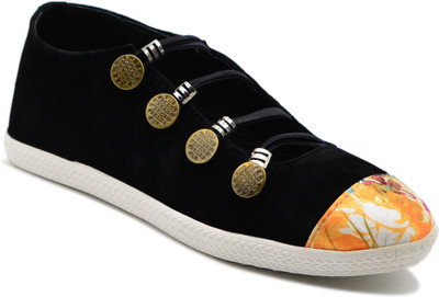 

Myra Printed Casuals For Women(Black, Black floral print