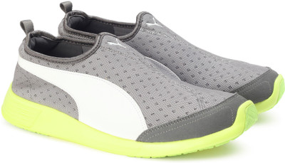 

Puma ST Trainer Evo Slip-on DP Running Shoes For Men(Grey, Quiet shade-safety yellow