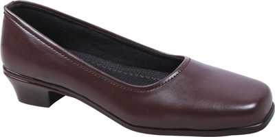 

Lily Women Brown Bellies