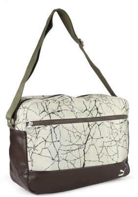 

Puma Originals Reporter Messenger Bag(White, 13 L)