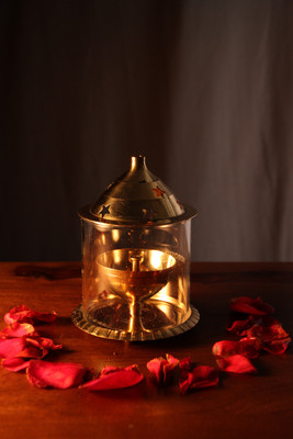 Borosil Akhand Brass Table Diya (Height: 5 inch) 1