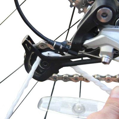 

Futaba Bicycle Cleaning Rope Lines - White(Length: 50 m, Diameter: 3 mm)
