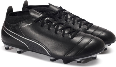 Puma ONE 17.4 FG Football Shoes For Men(Black, Puma black-puma black-silver