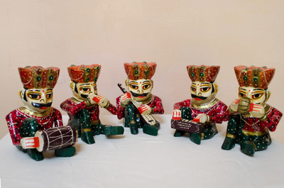 

Mech Crafters Decorative Showpiece - 15 cm(Wooden, Multicolor)