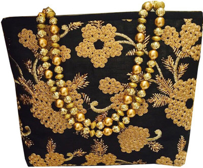 

CRAFTBAZAAR Party Black Clutch