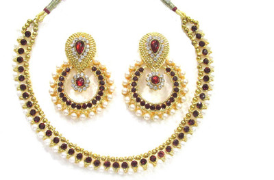 SHREE MAULI CREATION Alloy Gold-plated Maroon Jewellery Set(Pack of 1)