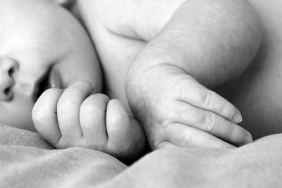 

KumkumArts Baby Poster 12 x 18 Inch, HD Quality Image, Gloss Paper, Unframed, Qty 1 Paper Print(18 inch X 12 inch, Rolled)