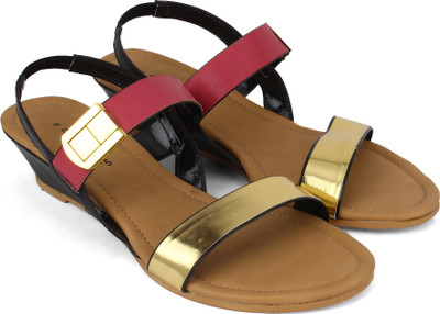 

FootIn Women Pink Wedges