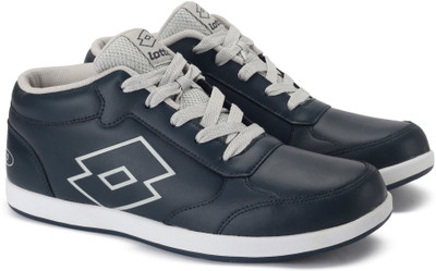 

Lotto LOGO PLUS MID Mid Ankle Sneaker For Men(Navy, 424