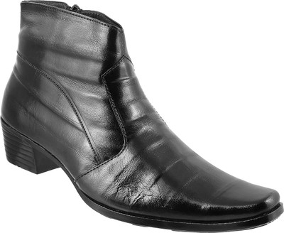 

Mochi Awesome Boots For Men(Black, 11;black