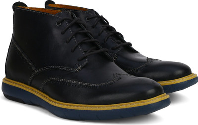 Clarks FLEXTON MID BLACK LEATHER Boots For Men(Black