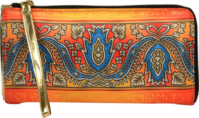

All Things Sundar Casual Multicolor Clutch
