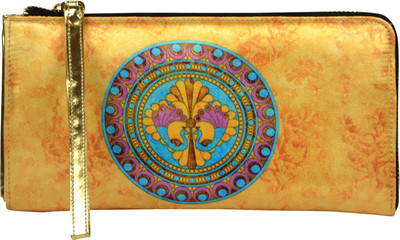 

All Things Sundar Casual Multicolor Clutch