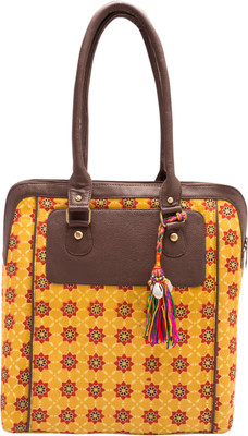 

Vivinkaa Shoulder Bag(Yellow)