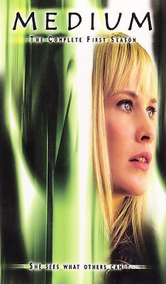 

MEDIUM:COMPLETE FIRST SEASON(DVD English)