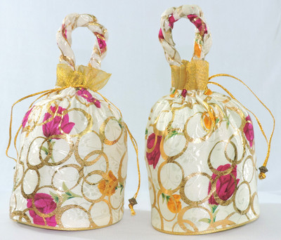 

GLOBAL WONDERS potlies/pair/mf Potli(Multicolor)