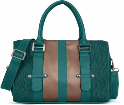 

Baggit Women Casual Green PU Sling Bag