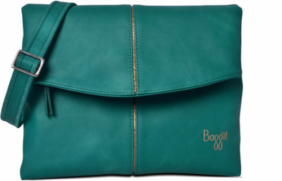 

Baggit Women Casual Blue PU Sling Bag