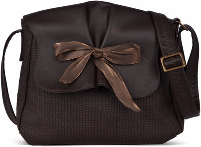 

Baggit Women Casual Brown PU Sling Bag