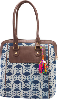 

Vivinkaa Shoulder Bag(Blue)