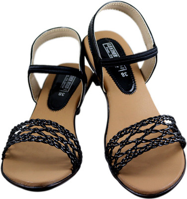 

Leatherwood1 Women Black Heels