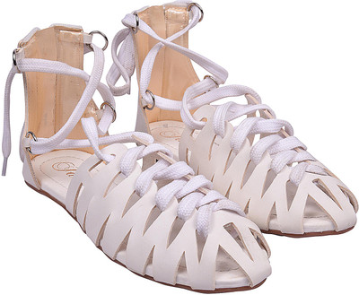 

Jade Women White Flats