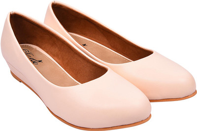 

Jade Women Cream Bellies