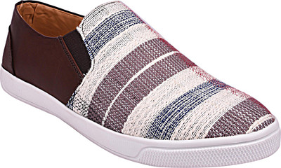 

TWIN Canvas Shoes For Men(Multicolor, Brown