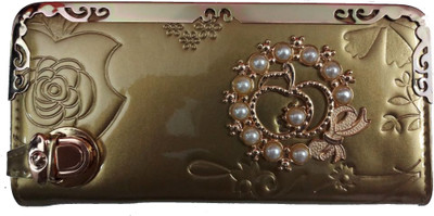 

One Touch Solution Party Gold Clutch