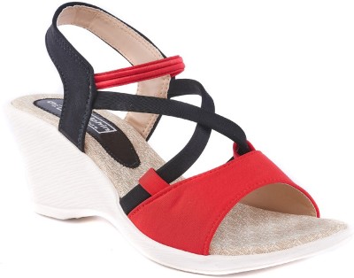 Dolphin Miles Women Red Wedges