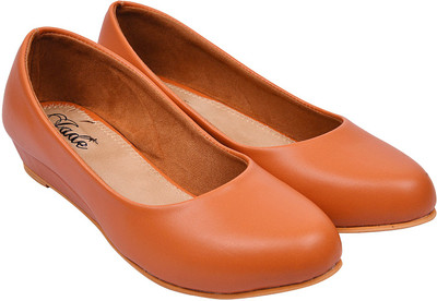

Jade Women Tan Wedges