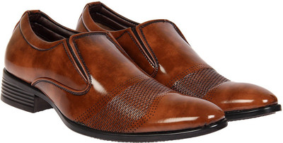 

XE Looks Stylish Party Wear Slip On For Men(Tan