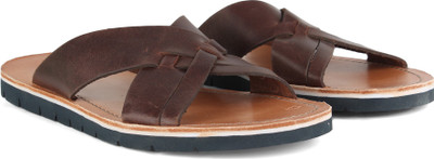 

Clarks Men Brown Sports Sandals