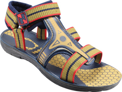 

Claptrap Men Brown Sandals