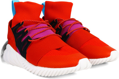 

ADIDAS ORIGINALS TUBULAR DOOM WINTER Sneakers For Men(Multicolor, Scarle/scarle/shopur