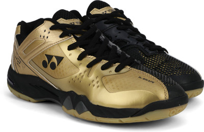 

Yonex SRCP02 Badminton Shoes For Men(Black, Gold, Gold black